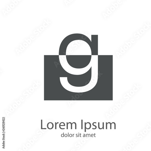 Logotipo letra g minúscula en cuadrado en espacio negativo en color gris