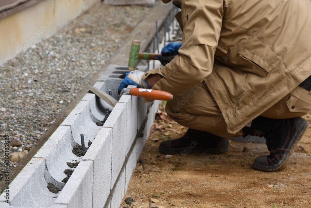 Housing construction / Concrete block work Housing construction / Concrete block work