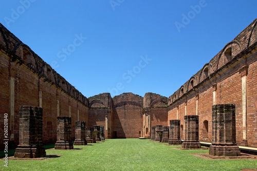 Fotografie Ruins of Jesus de Tavarangue located in Itapua, Paraguay
