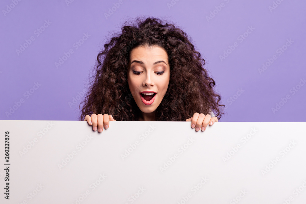 Close-up portrait of her she nice attractive cheerful girlish brunette wavy-haired lady showing big placard isolated over bright vivid shine violet purple background - obrazy, fototapety, plakaty 