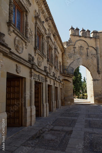 Baeza  Spain . Puerta de Ja  n and Arco de Villalar in the Plaza del P  pulo in the town of Baeza