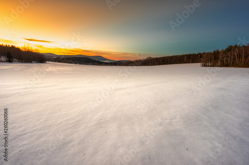 Fototapeta Naklejka Na Ścianę i Meble -  Snow Plain