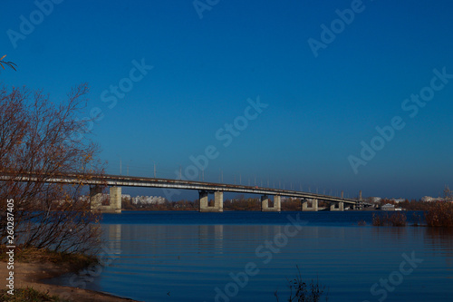 Autumn day in Arkhangelsk. View of the river Northern Dvina and automobile bridge in Arkhangelsk. © Александра Распопина