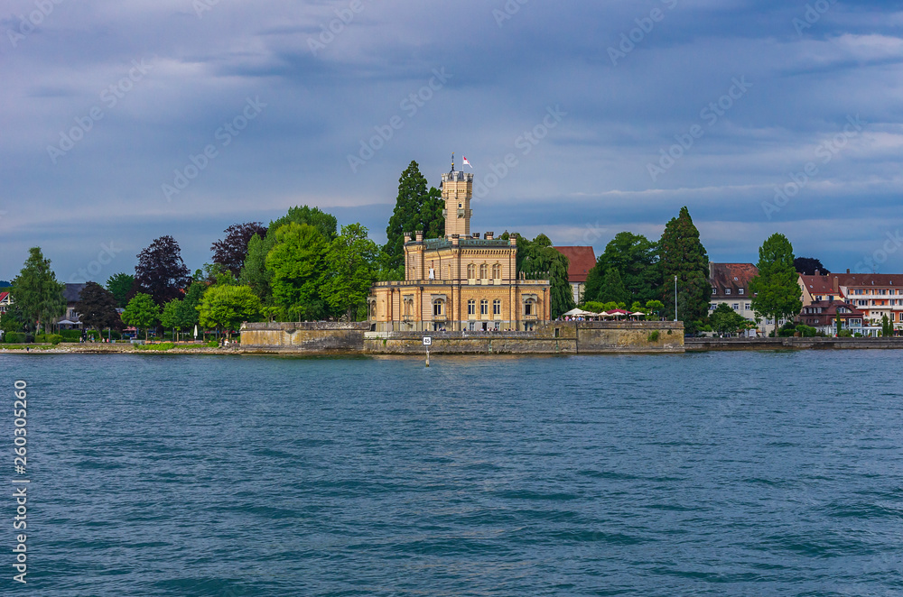 Fototapeta premium Schloss Montfort Castle, Lake Constance, Germany