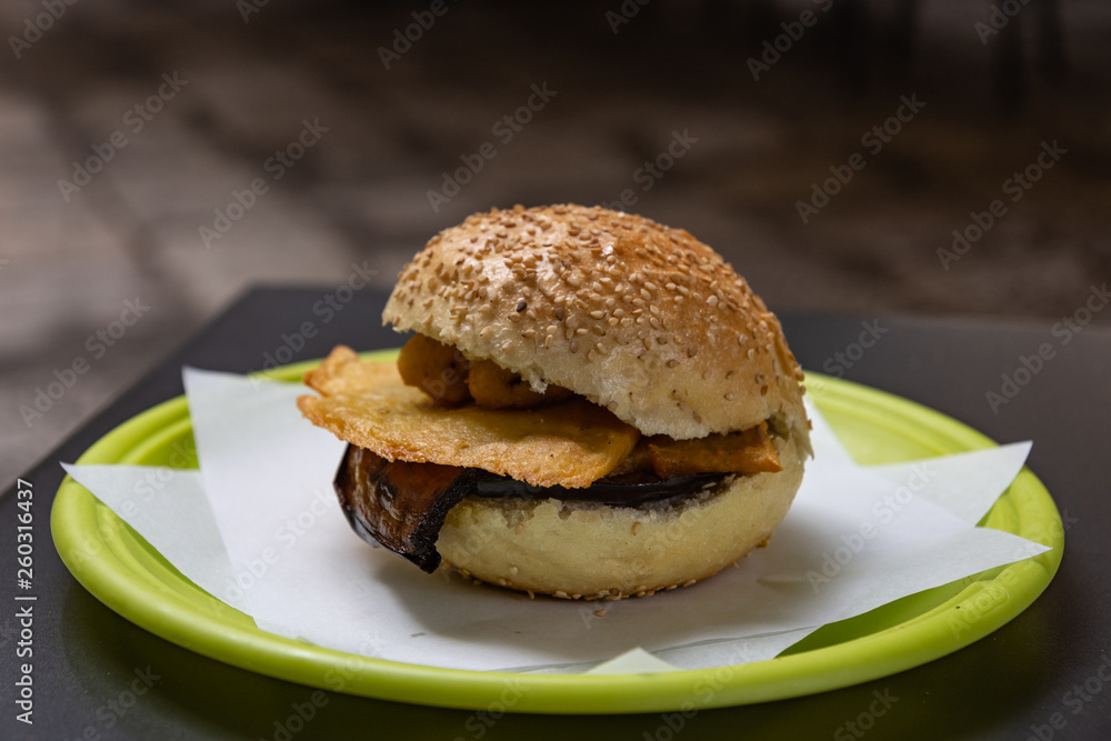 Pane e panelle, cuisine de Palerme, Sicile Pane e panelle, cuisine de Palerme, Sicile