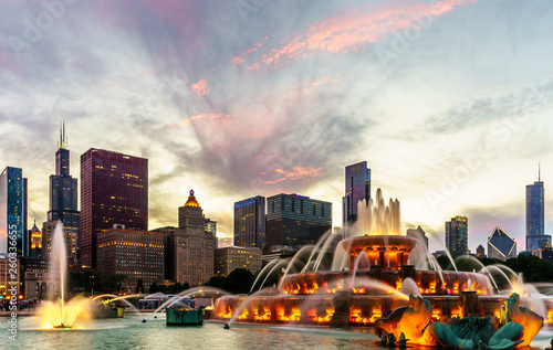 The Chicago skyline behind Buckingham Fountain 