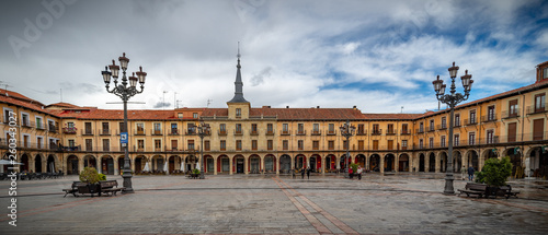 Ayuntamiento en la Plaza Mayor de León, España.