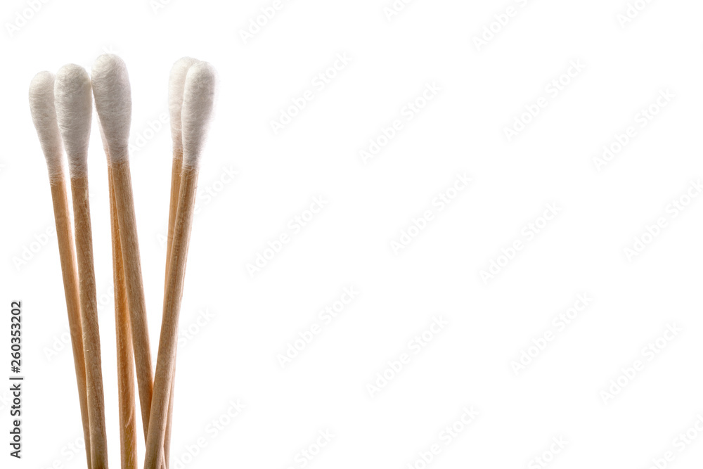Obraz premium Eco-friendly materials. Wooden, cotton swabs on a white background.