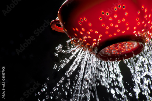 Schilderij op canvas Orange Colander with Water