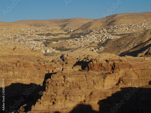 Petra; Raqmu - historic ruins of the ancient, rock city of the Nabatean Arabians. It is located in southwestern Jordan. It is also known as the rose-red city. UNESCO World Heritage list.
