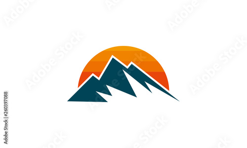 peak of mountain logo