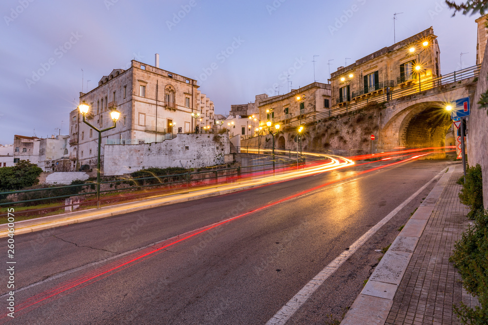 Lichtspuren in der Stadt, Italien
