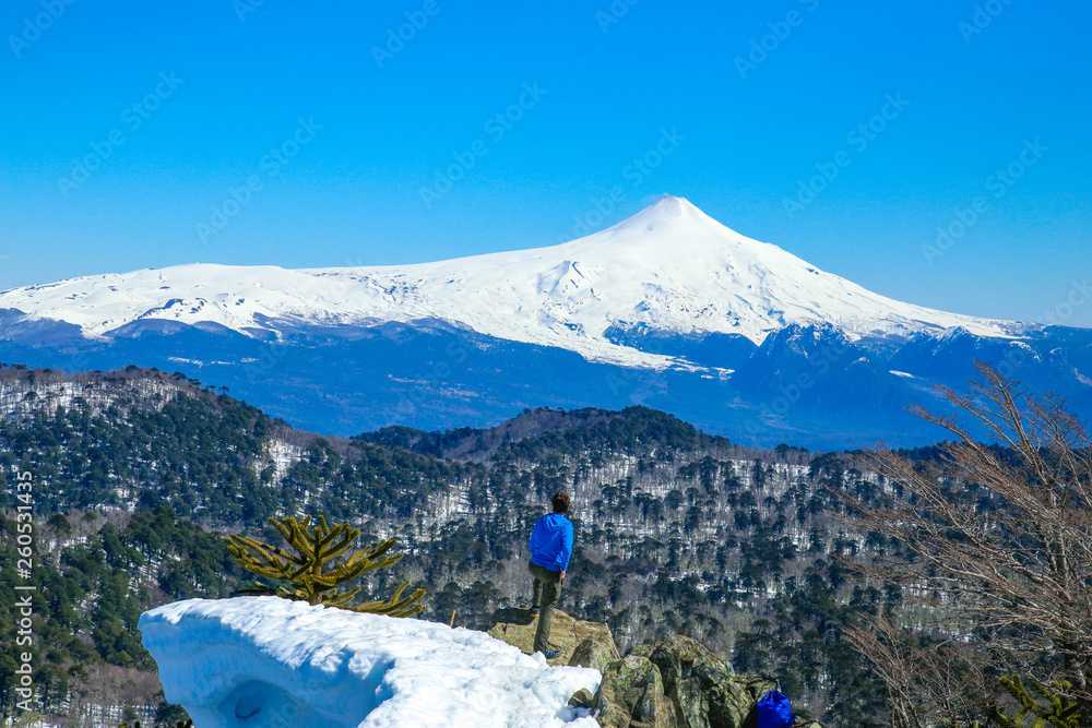 montaña viajes volcán nieve chile villarrica cañi