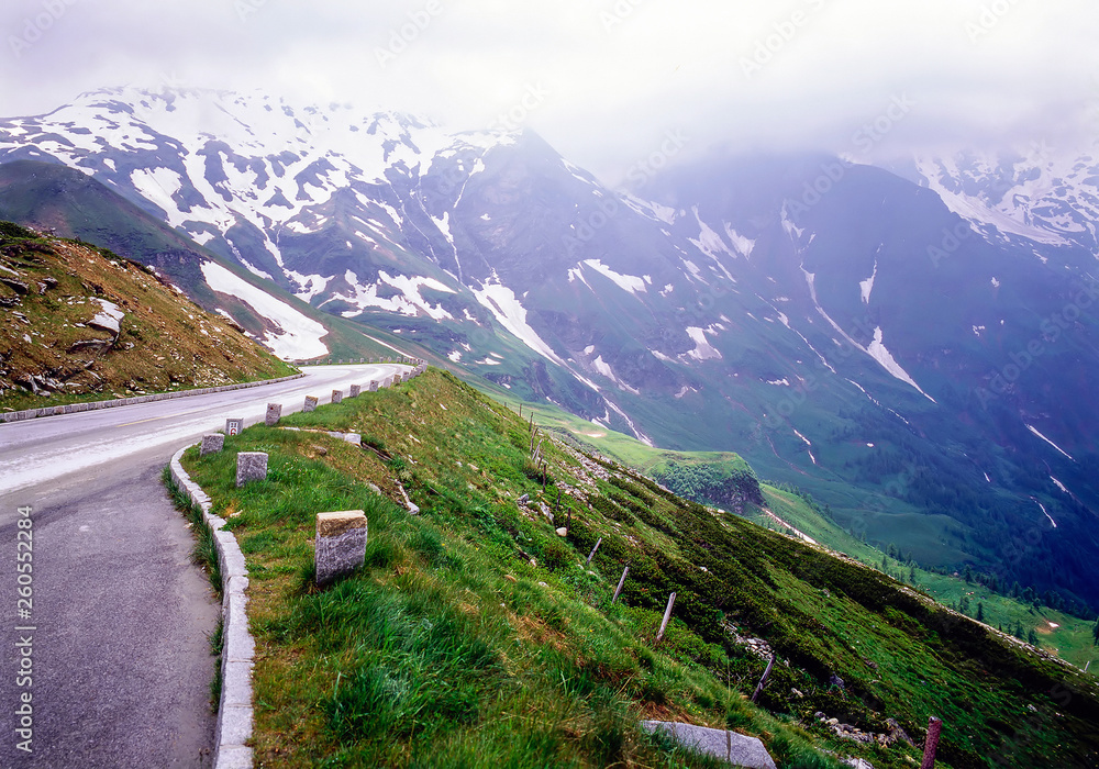 Naklejka premium Austrian Alps
