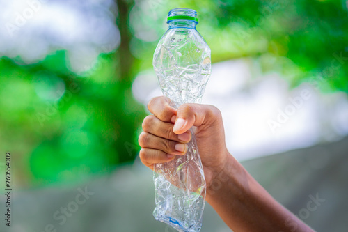 Hand squeeze plastic bottle