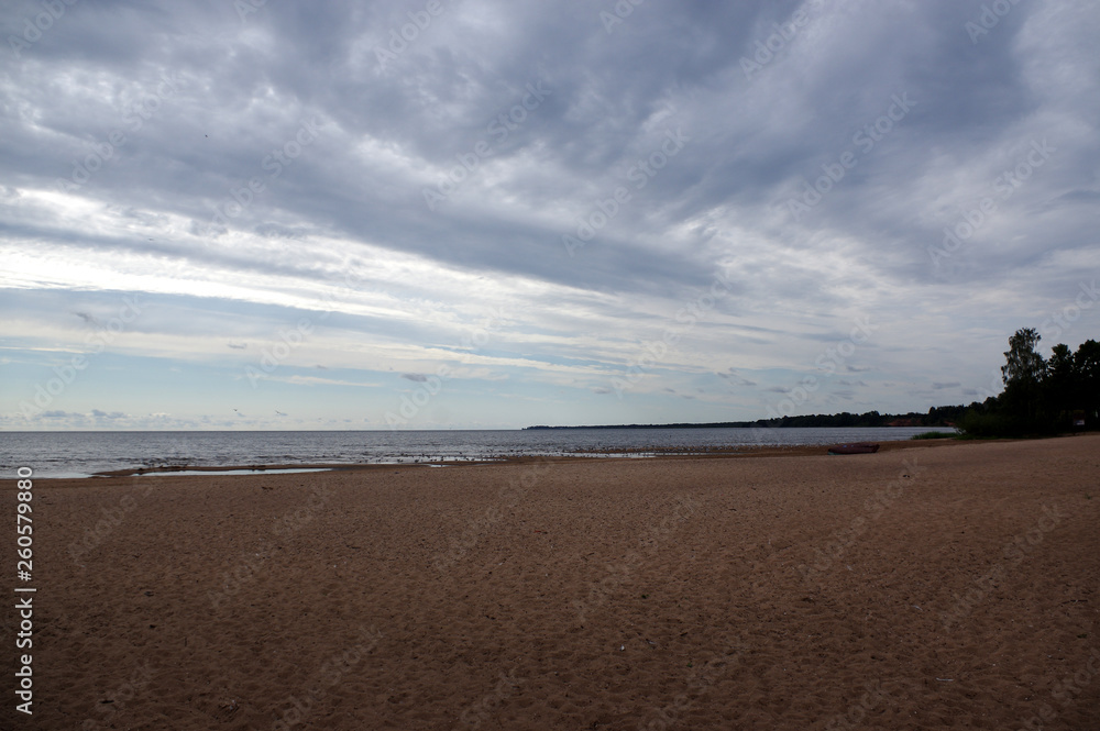 plage sur la cote de l'Estonie