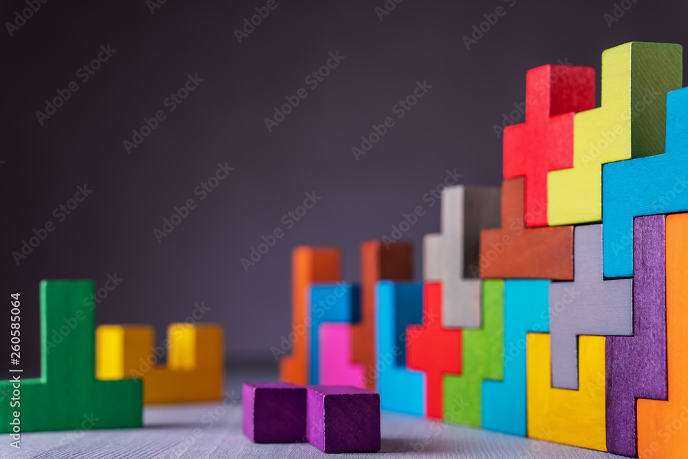 Obraz premium Geometric shapes on a wooden background.