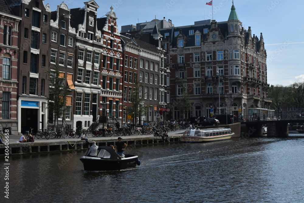 Amsterdam canal2