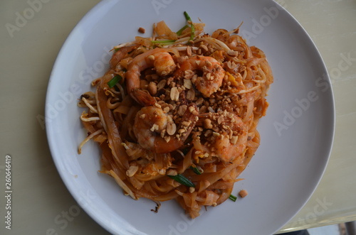 pasta with tomato sauce