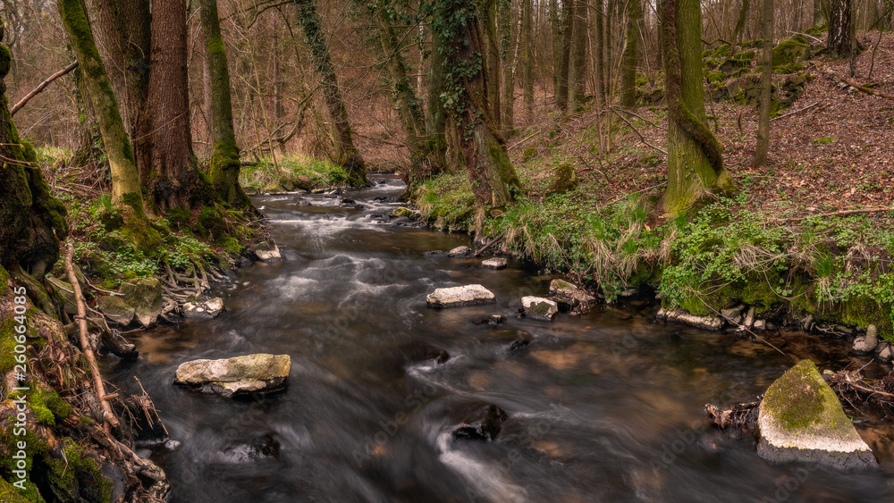 A hidden valley - Ein verstecktes Tal A hidden valley - Ein verstecktes Tal
