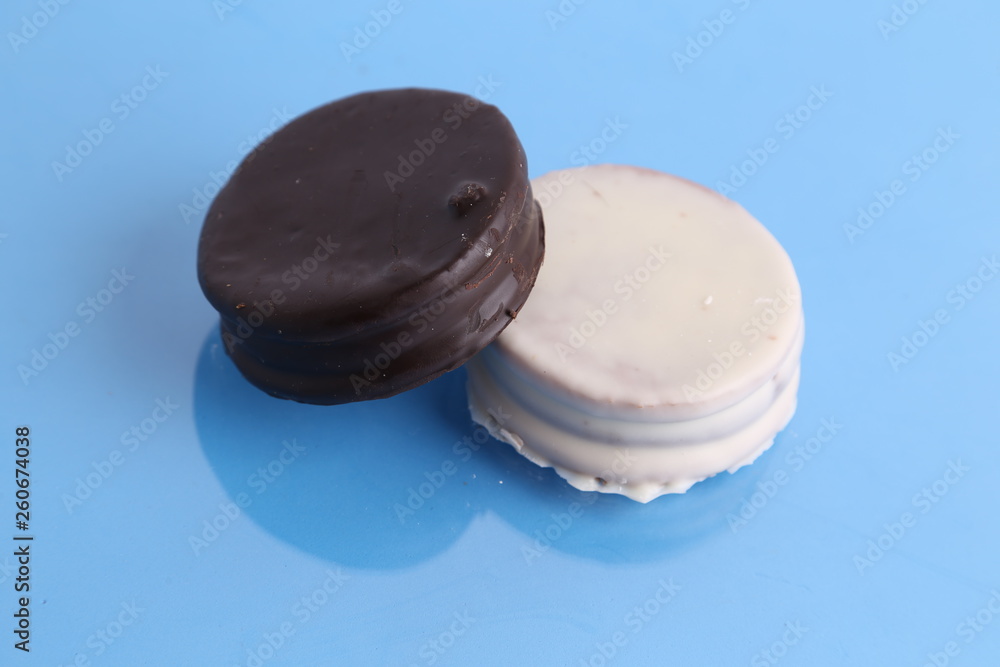 Chocolate cakes and dulce de leche, typical in Argentina. called Alfajores