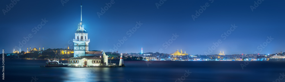 Maiden Tower in Bosphorus strait Istanbul, Turkey
