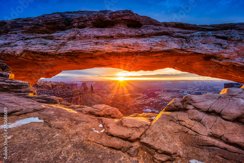Sunrise on Mesa Arch, Canyonlands National Park, Utah © Stephen