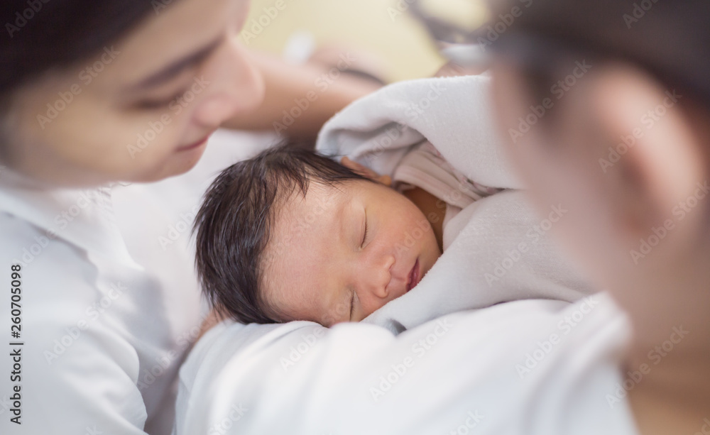 Asian parents with newborn baby, Portrait of asian young couple father ...