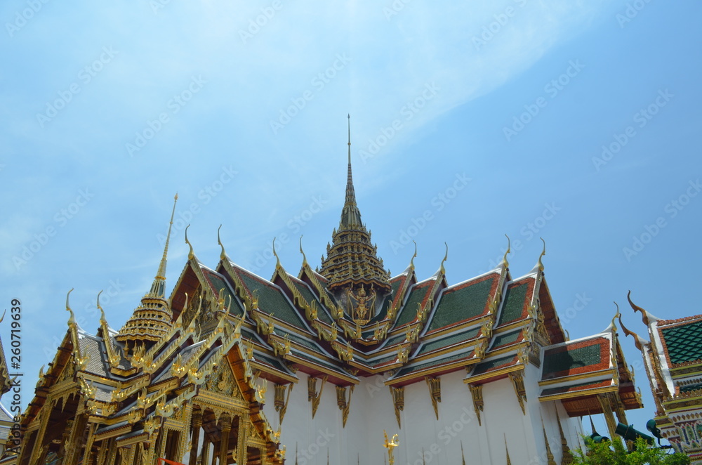Naklejka premium temple in thailand