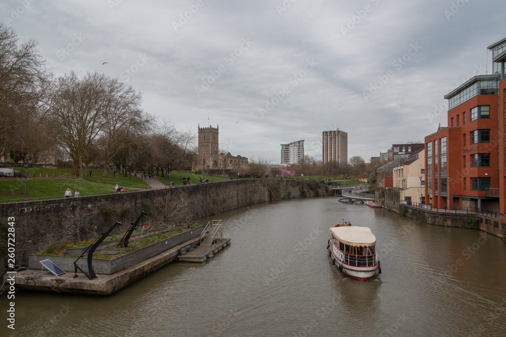 Obraz premium River Avon in Bristol park