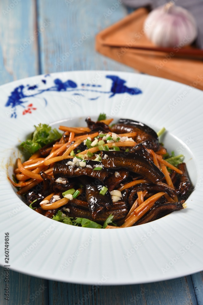 beef with vegetables and sauce beef with vegetables and sauce