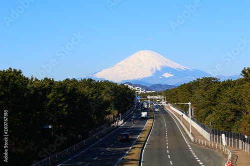 国道一号線からの富士山