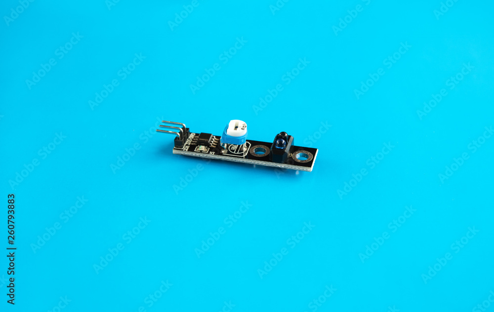 Tracking path tracing module, intelligent vehicle probe infrared detection sensor for arduino Tracking path tracing module, intelligent vehicle probe infrared detection sensor for arduino