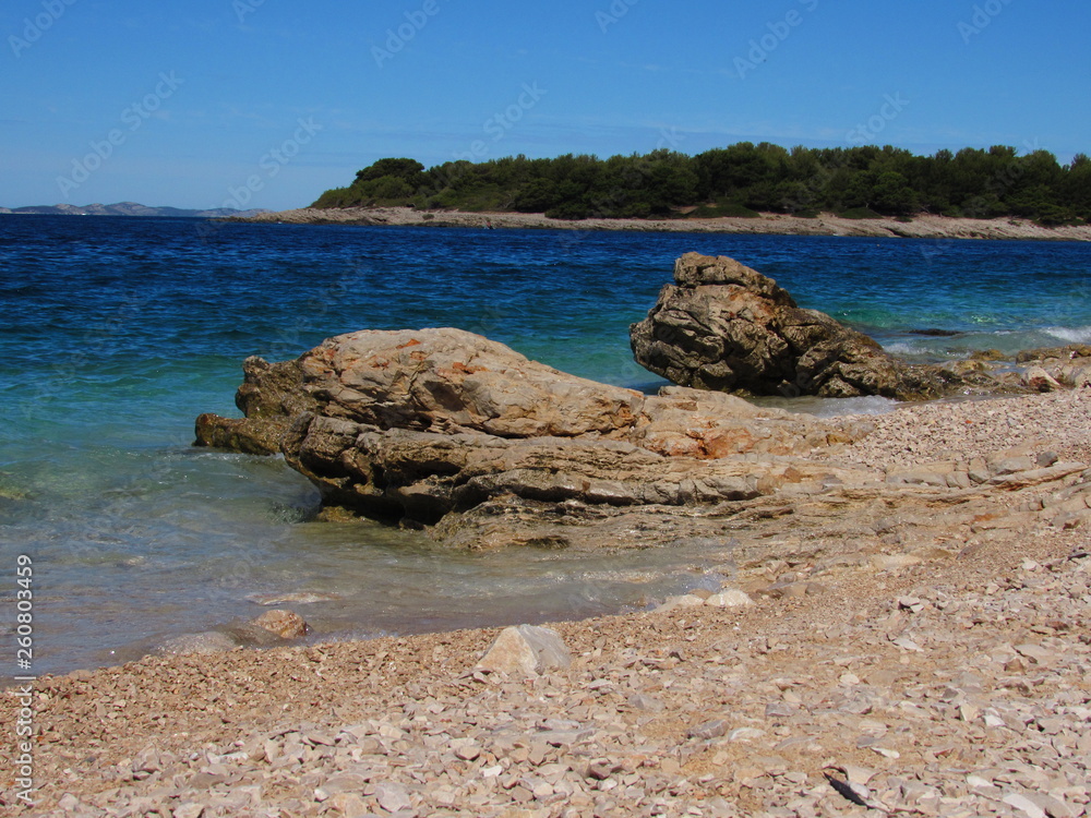 Obraz premium rocks on the beach