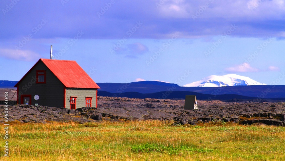 Thorsteinsskáli hut, Herdubreid, Highlands, Iceland Thorsteinsskáli hut, Herdubreid, Highlands, Iceland