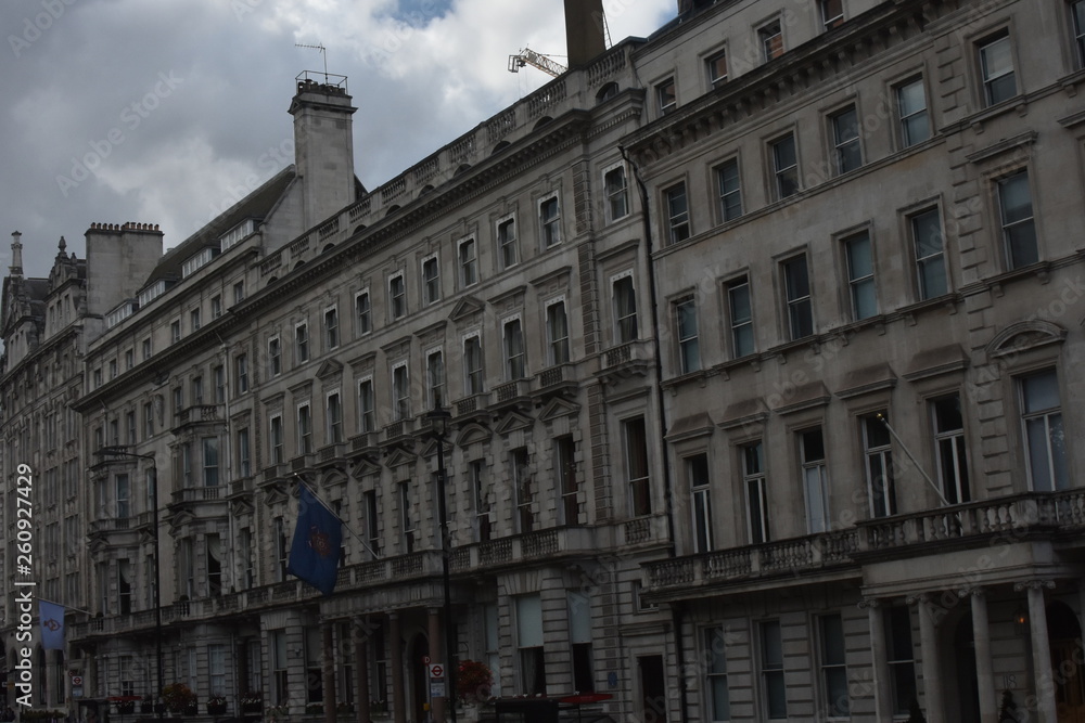 Obraz premium bldgafterbldg