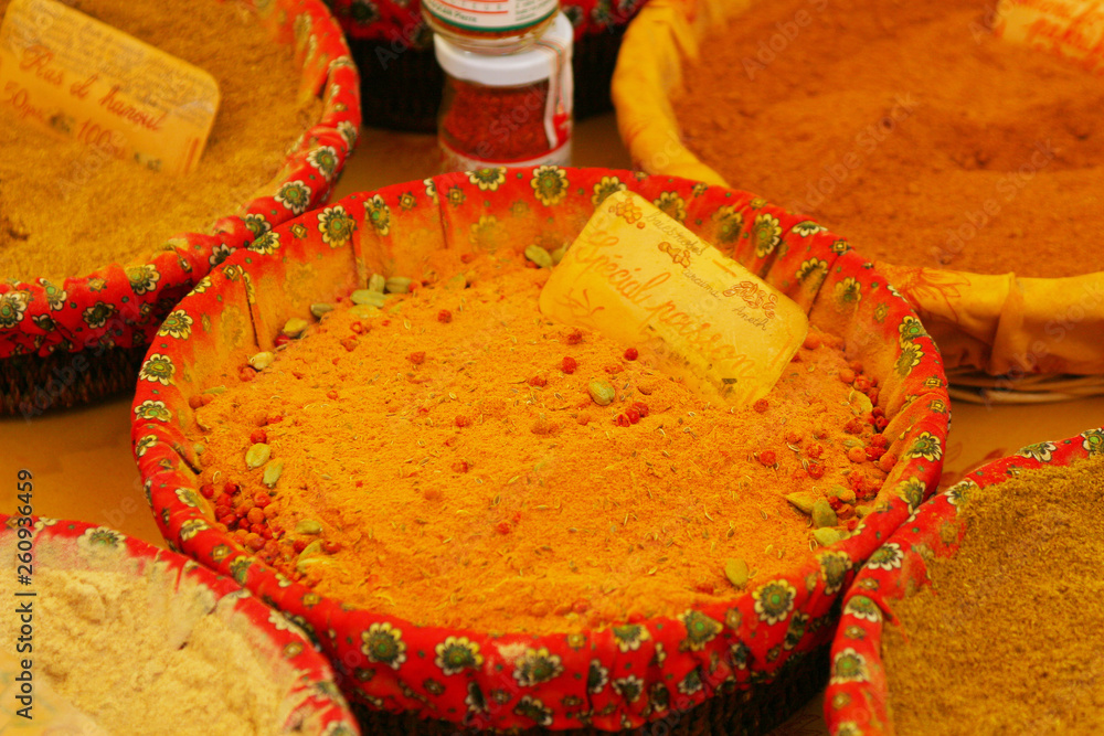 Fototapeta premium Orientalne przyprawy