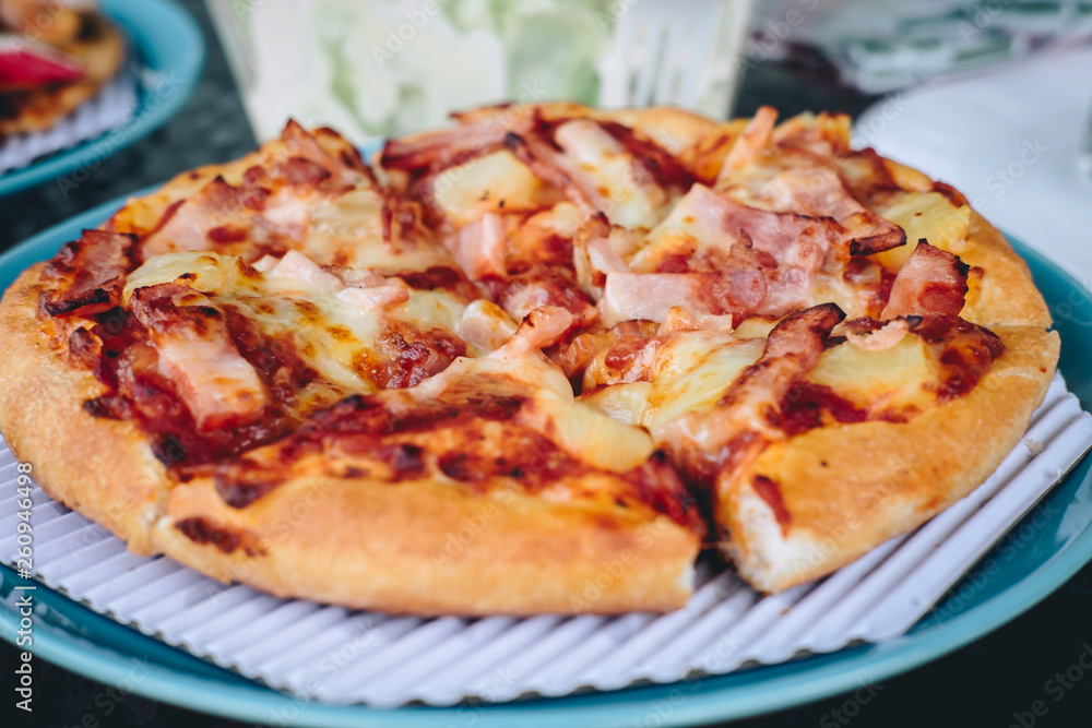 Hawaiian pizza, Hawaiian pizza with ham and pineapple Hawaiian pizza, Hawaiian pizza with ham and pineapple