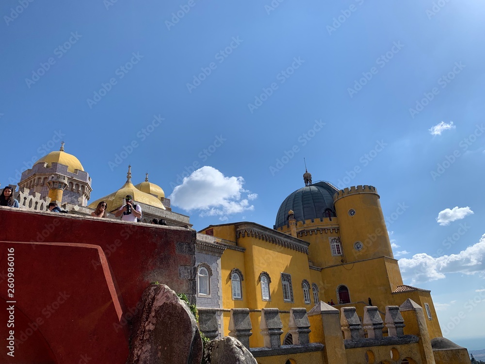 Φωτογραφία Views of the Pena Palace and Sintra on a sunny day in Portugal near Lisbon