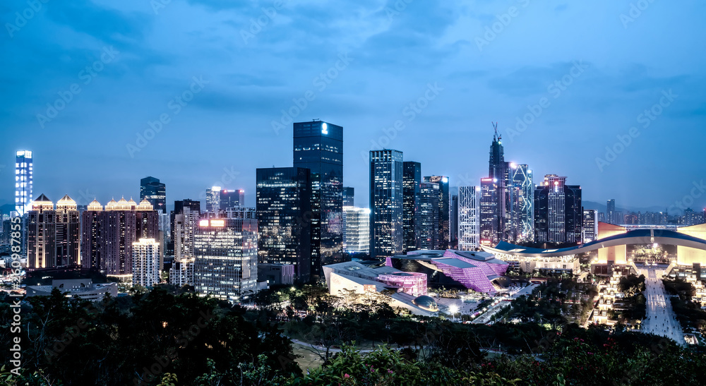 Obraz premium Night View of Urban Architecture in Shenzhen..