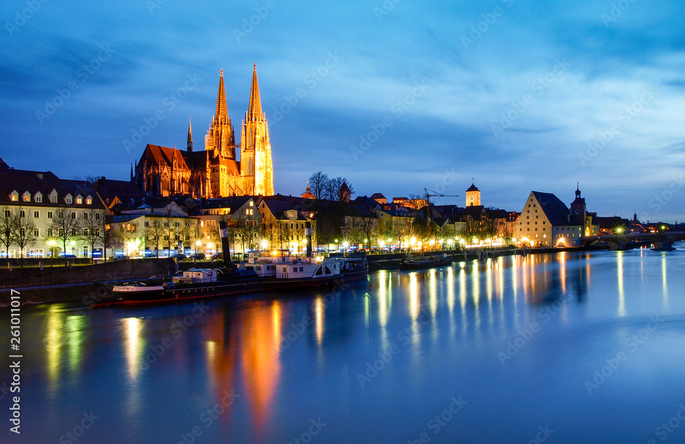  Historic houses, palaces, and churches on the bank of the Danube in the light of sunset.