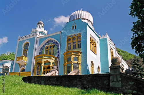 Obraz na plátně Fairy Palace, built in the Arab style.