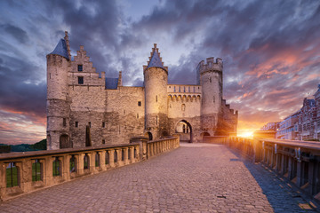 Tableau sur plexiglas Anvers Château Het Steen fortification historique bord Escaut  © phant