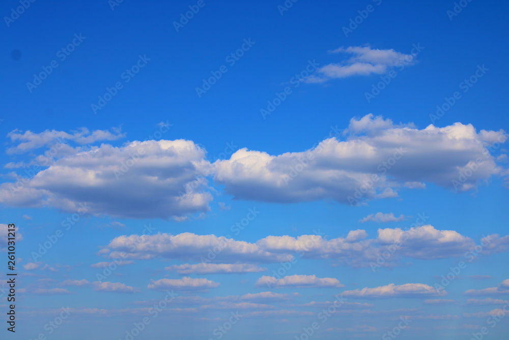 Obraz premium blue sky with white clouds