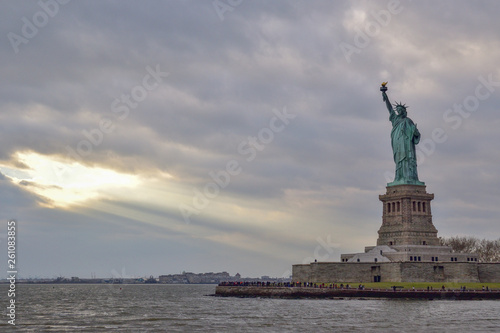 Statue of Liberty New York © MaizaRitomy