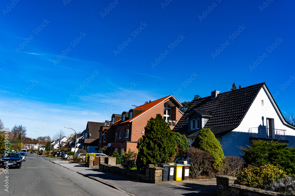 Wohnhäuser in einer Siedlung