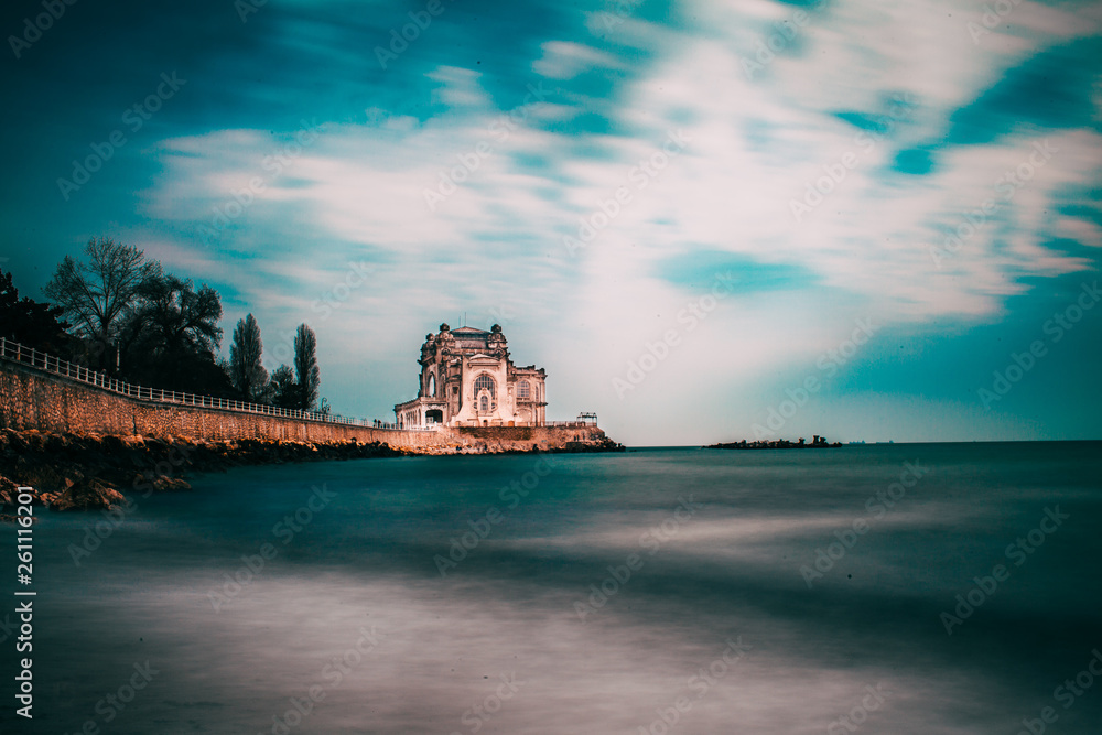 Fototapeta premium castle in the sea