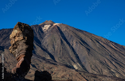 Teide crater and Roques de Garcia rock