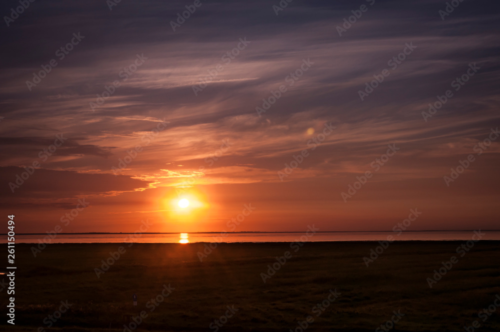 Fototapeta premium sunset over the sea