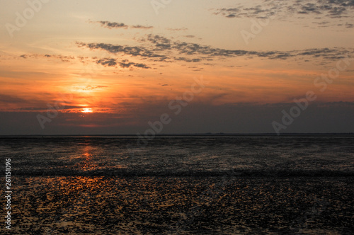 sunset over sea © Chris Scholz